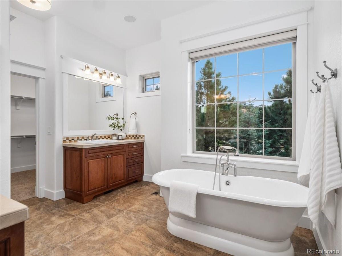 2643 Hawk Point Court
