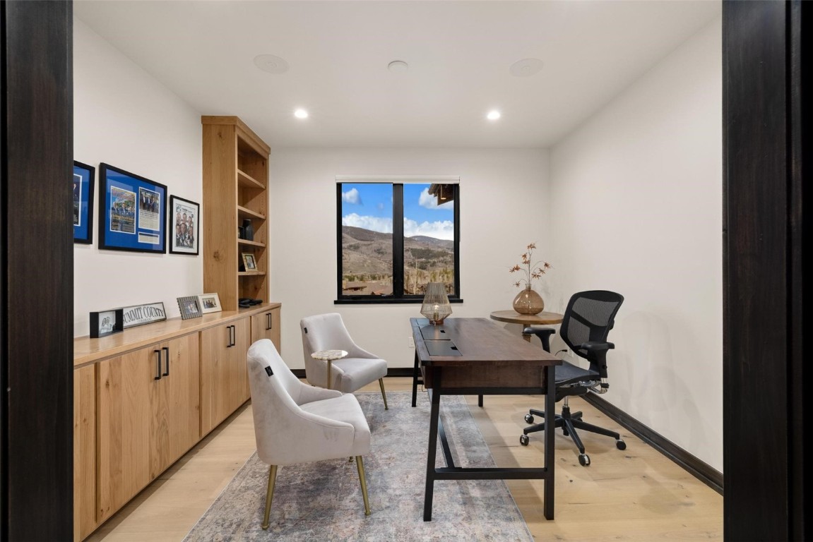 2800 Honors Court