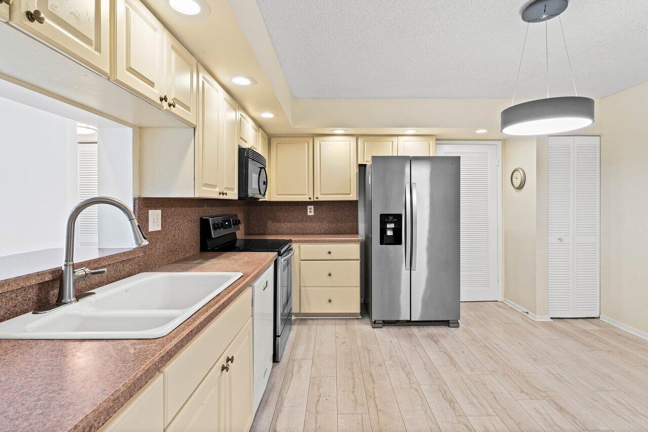 3420 S Ocean Boulevard 15u