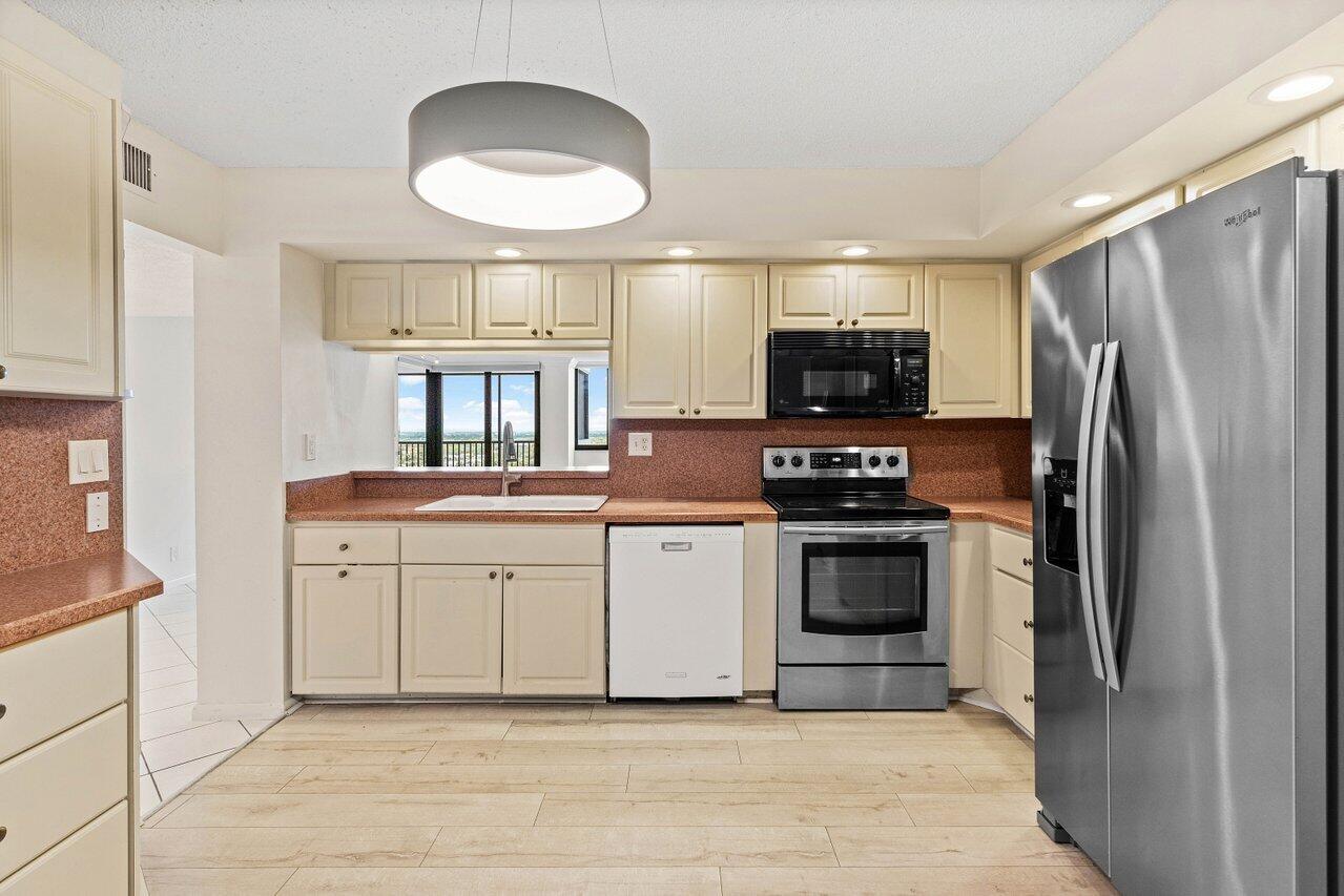 3420 S Ocean Boulevard 15u