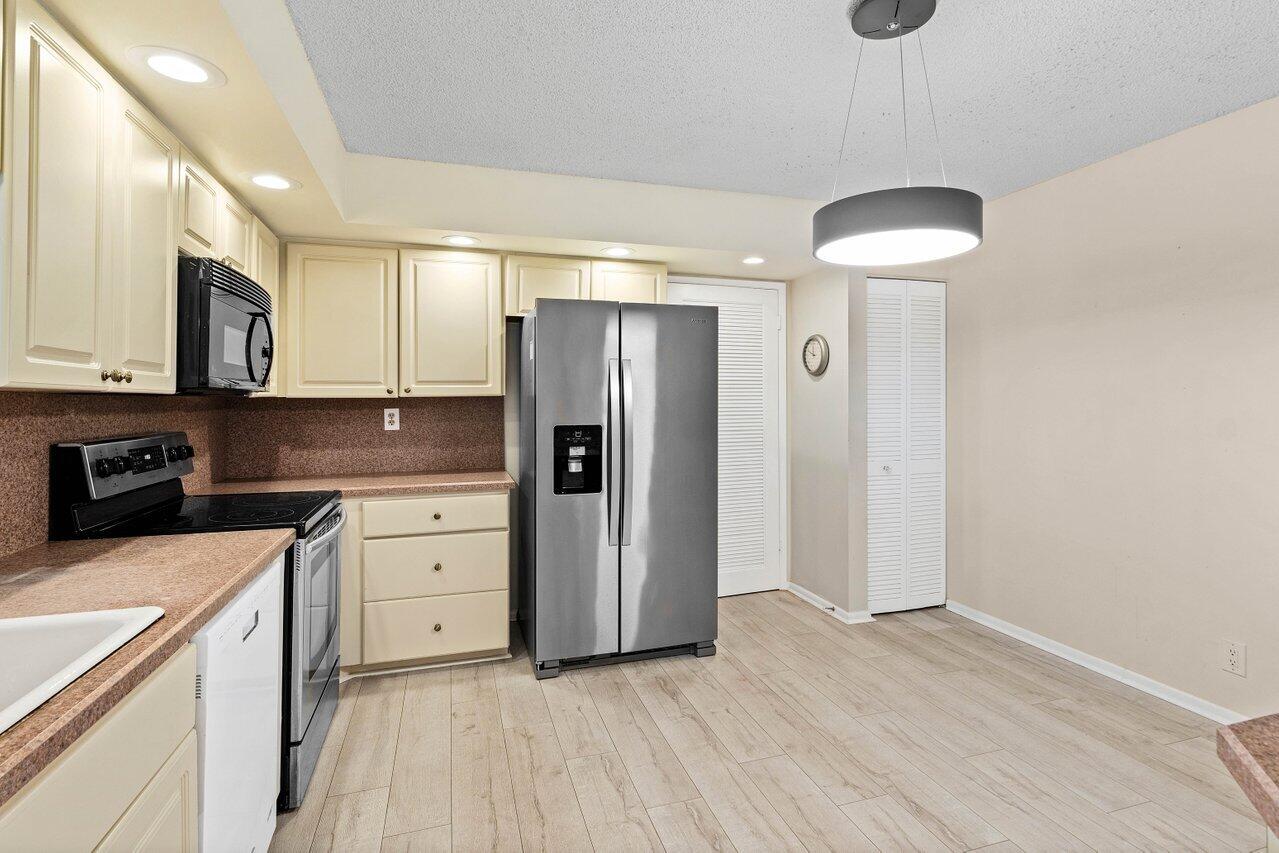 3420 S Ocean Boulevard 15u