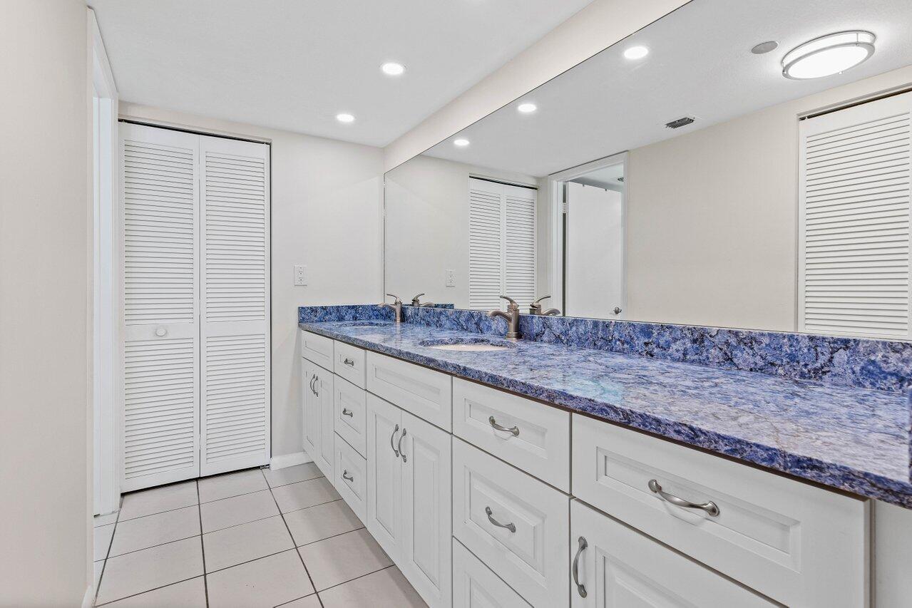 3420 S Ocean Boulevard 15u