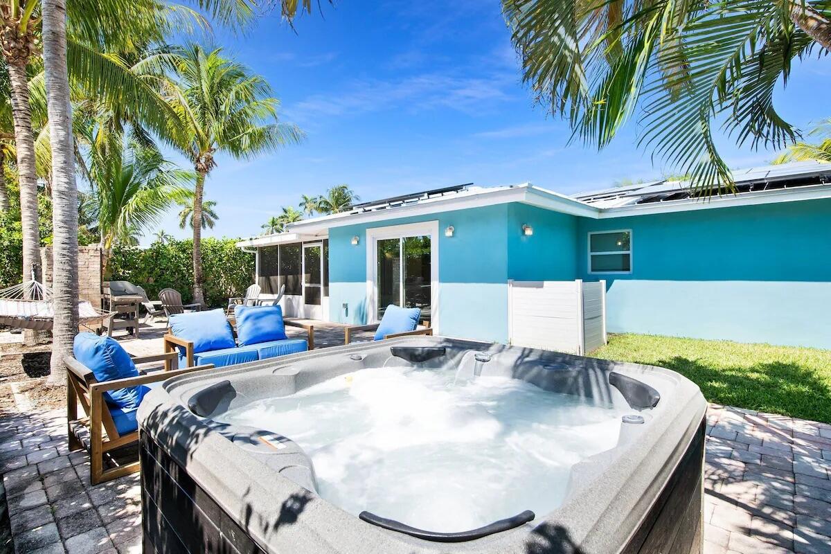 486 NE 29th Street