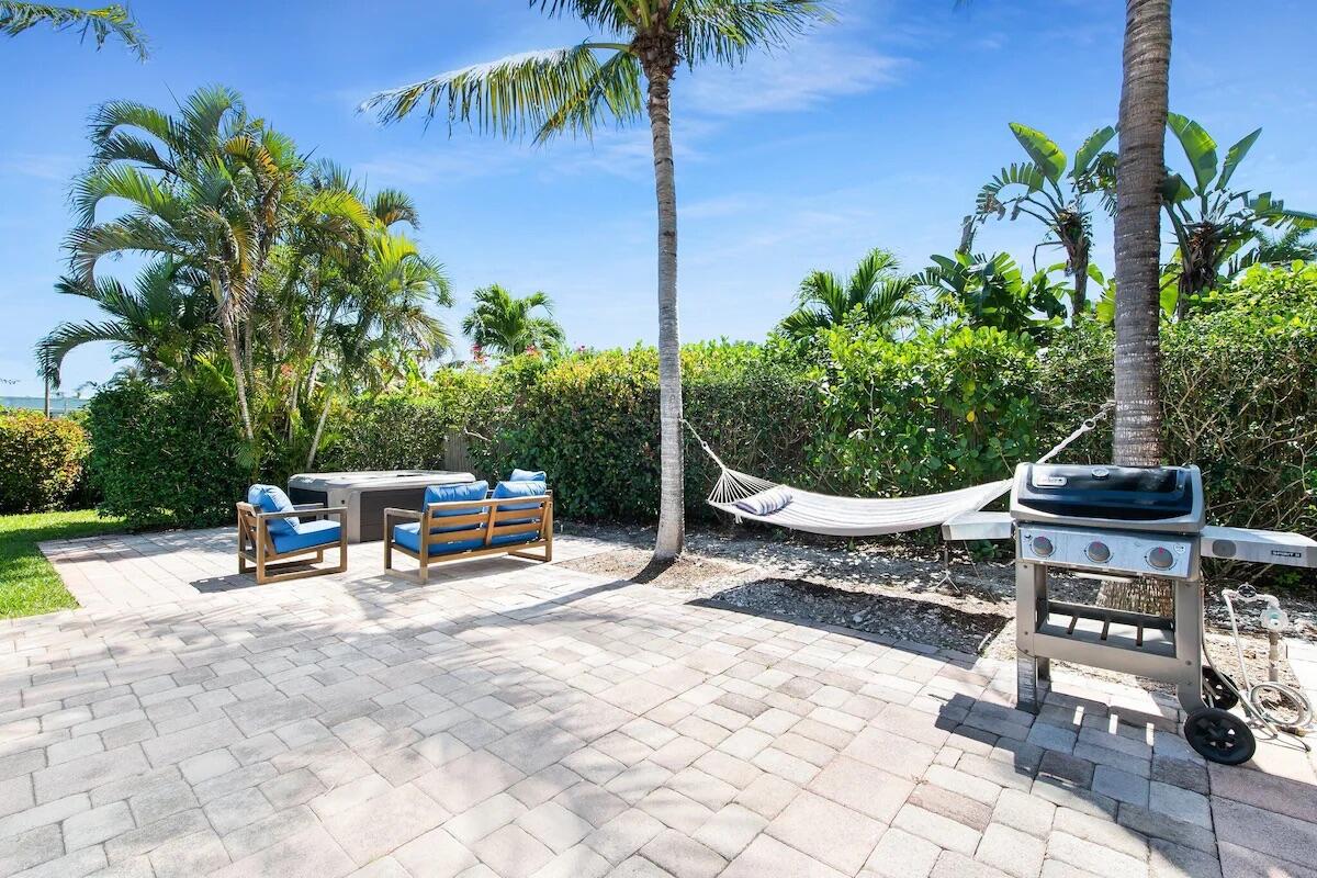 486 NE 29th Street