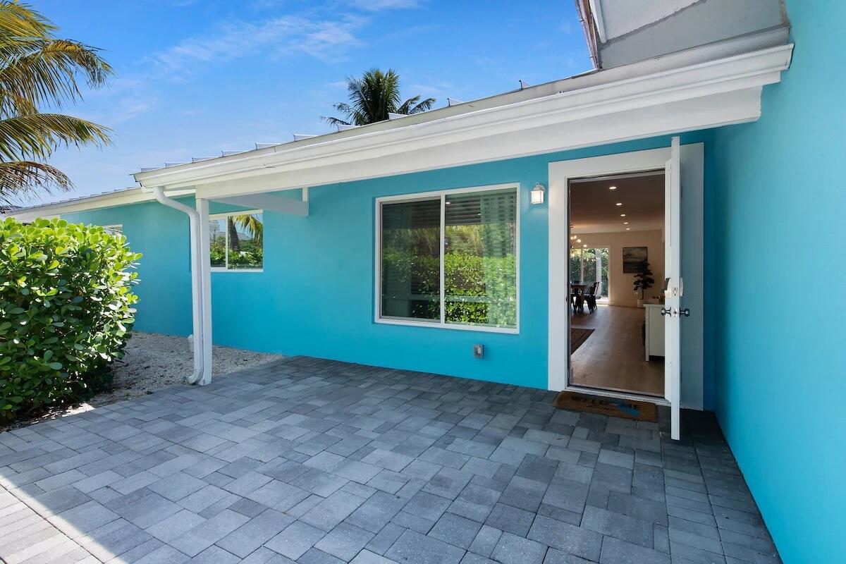 486 NE 29th Street