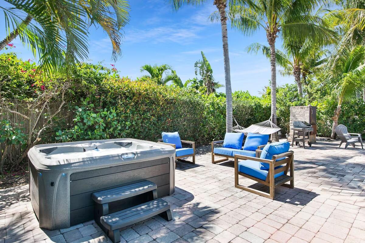 486 NE 29th Street
