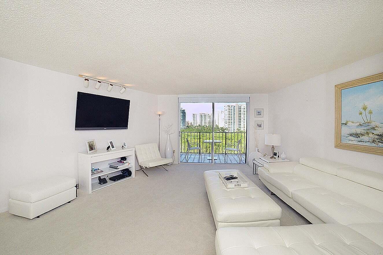 3912 S Ocean Boulevard 812