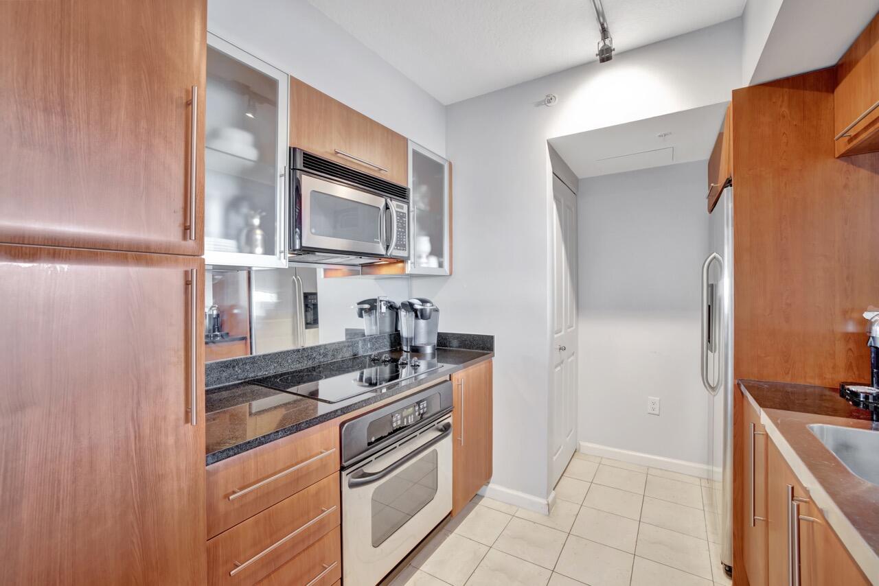 610 W Las Olas Boulevard 1711n