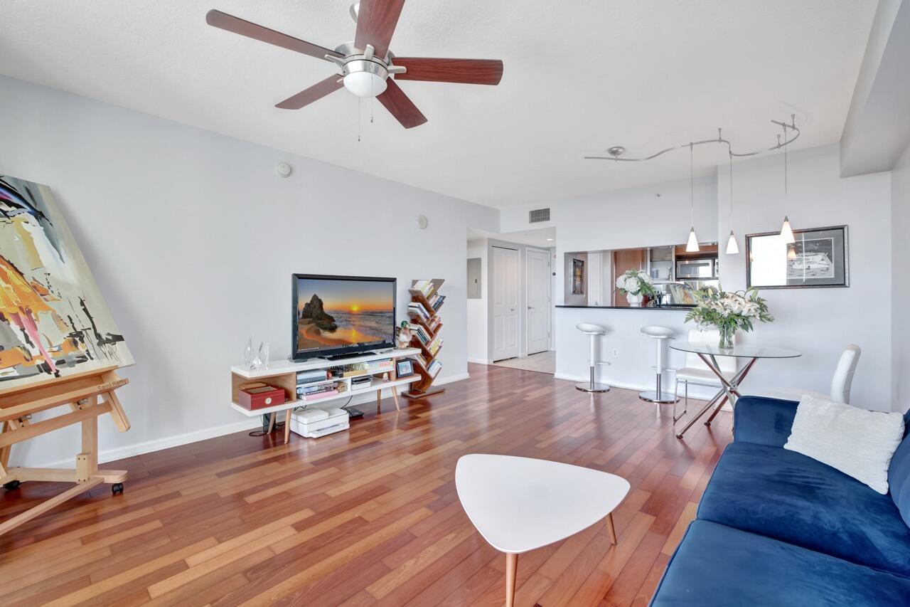 610 W Las Olas Boulevard 1711n