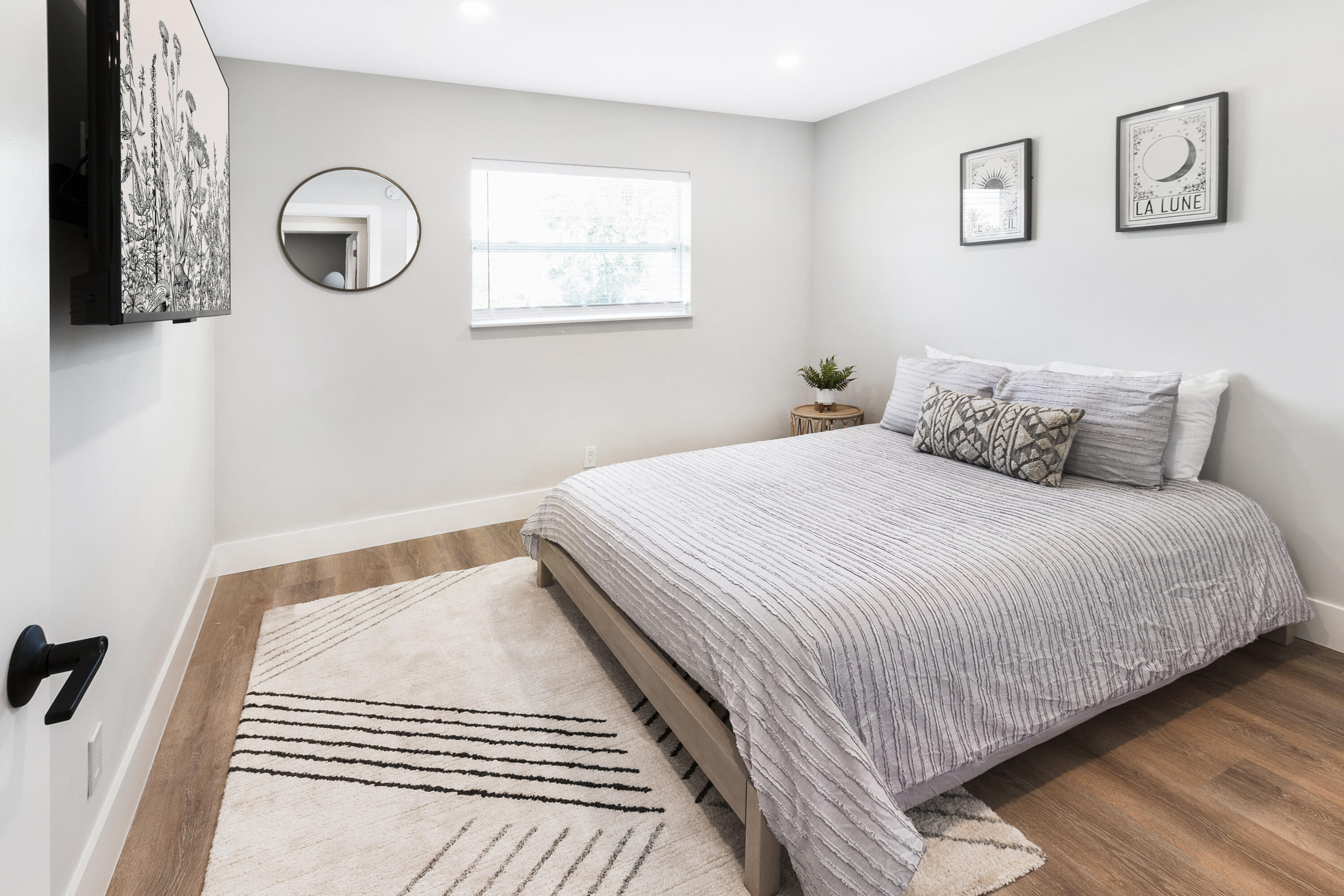 2798 NE 2nd Ave Avenue