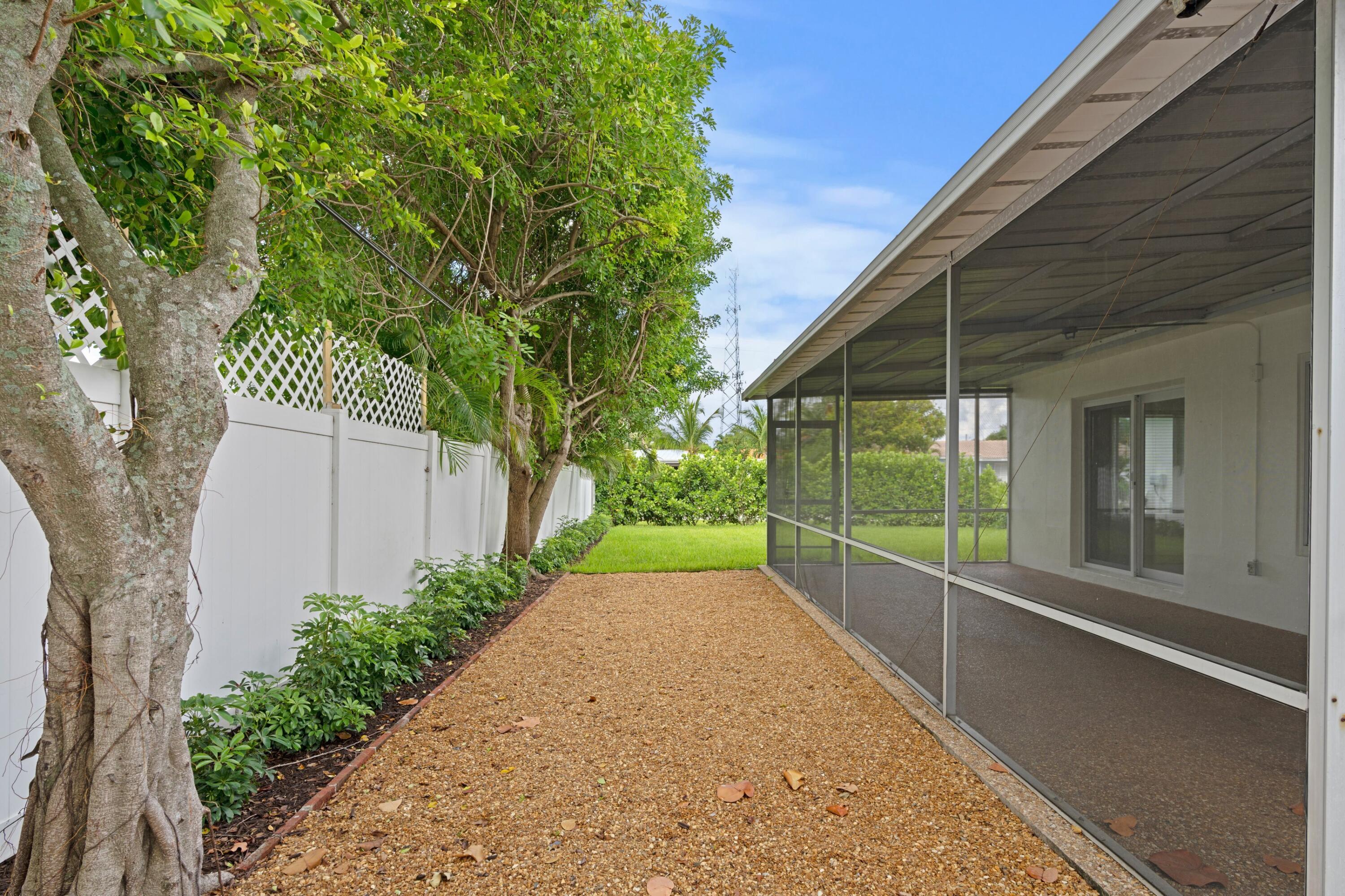 300 NE 24th Street
