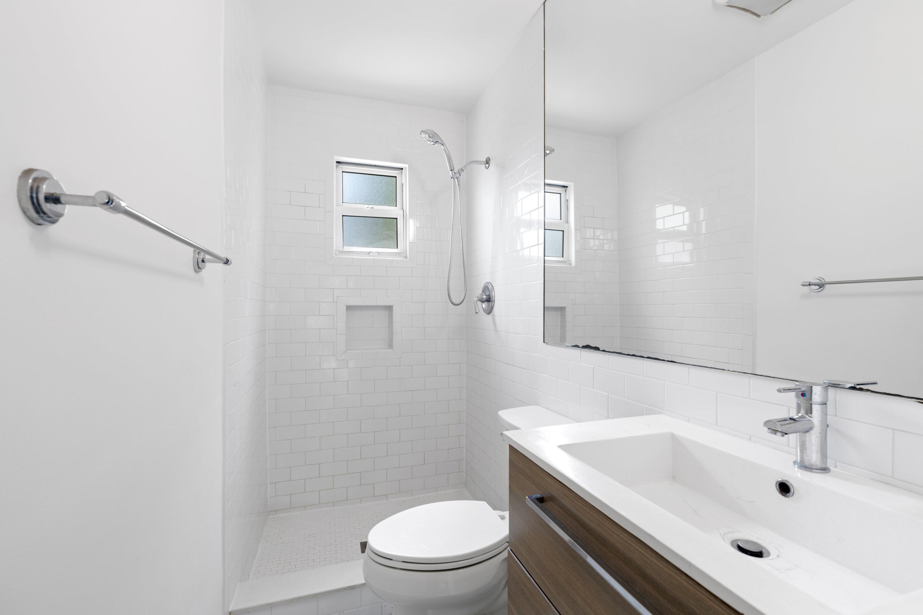 300 NE 24th Street