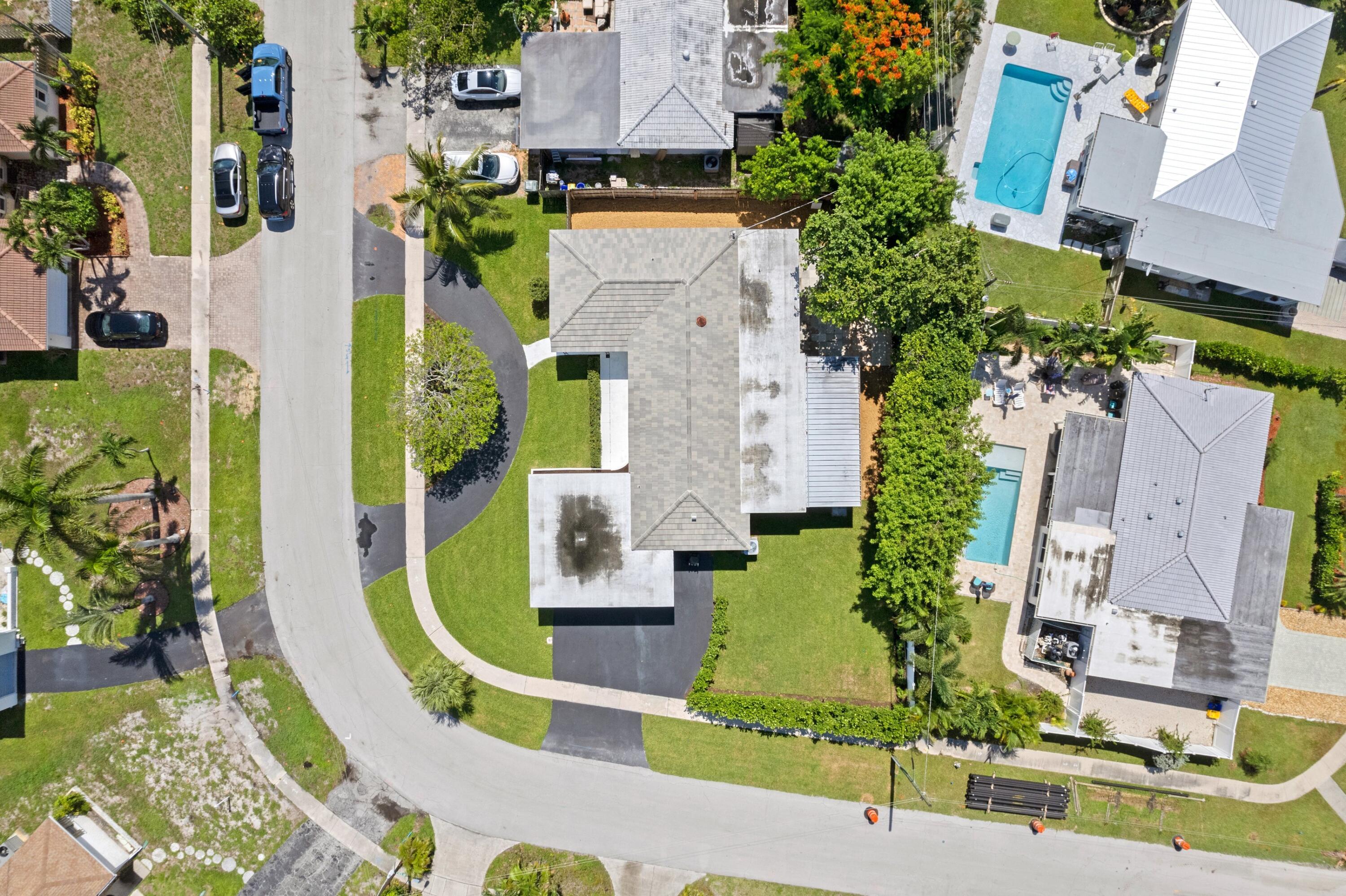 300 NE 24th Street