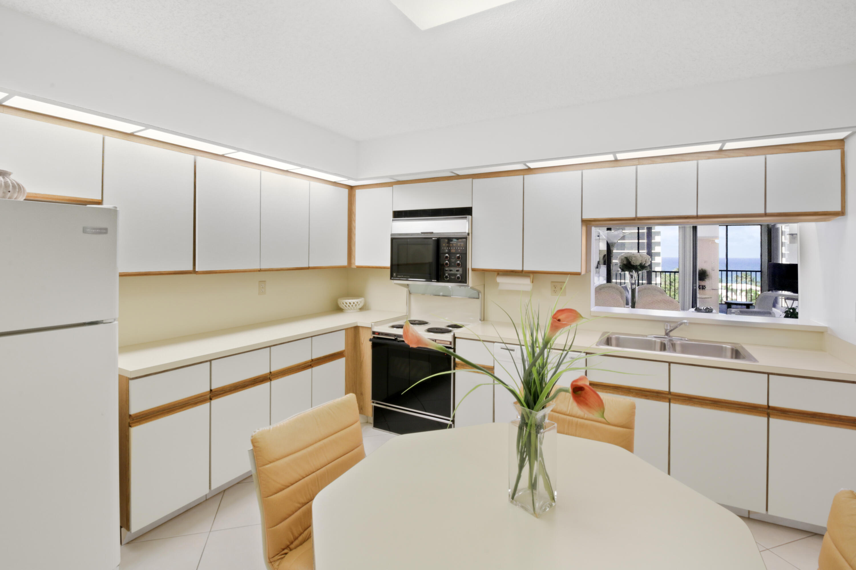 3420 S Ocean Boulevard 9q