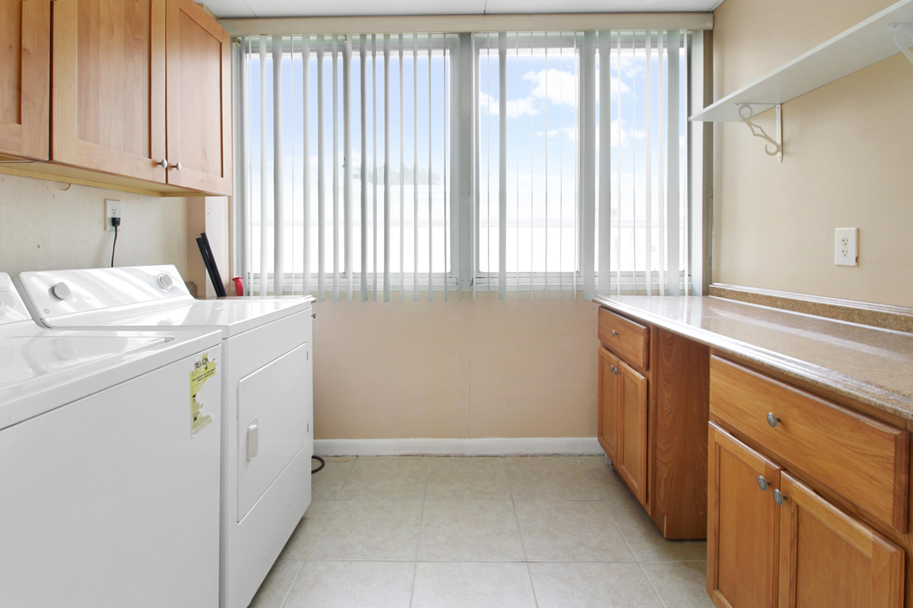 1008 Leisure Lane