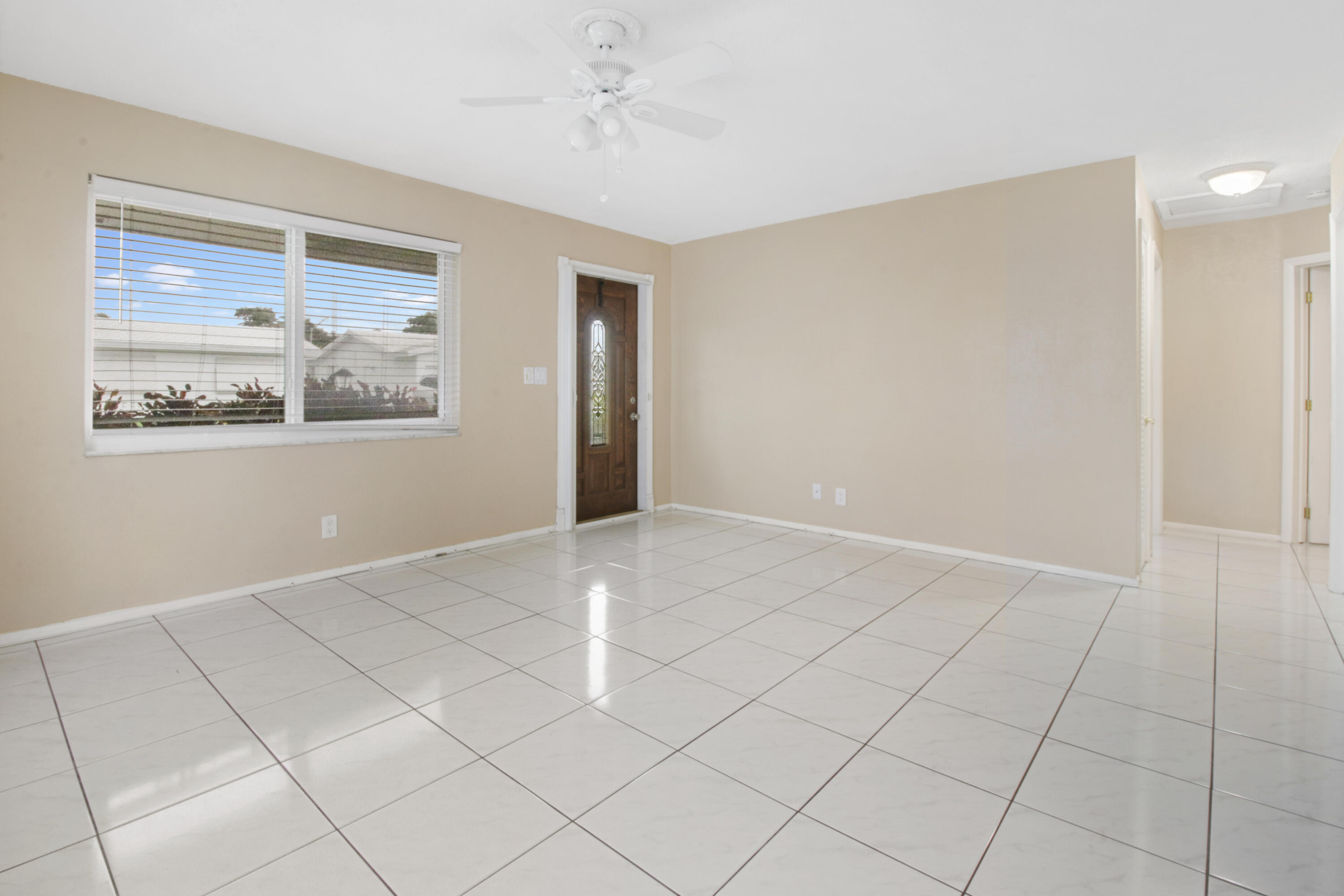 1008 Leisure Lane