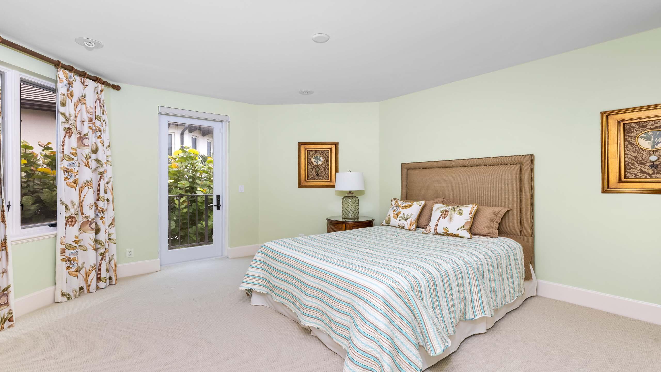 755 N Ocean Boulevard