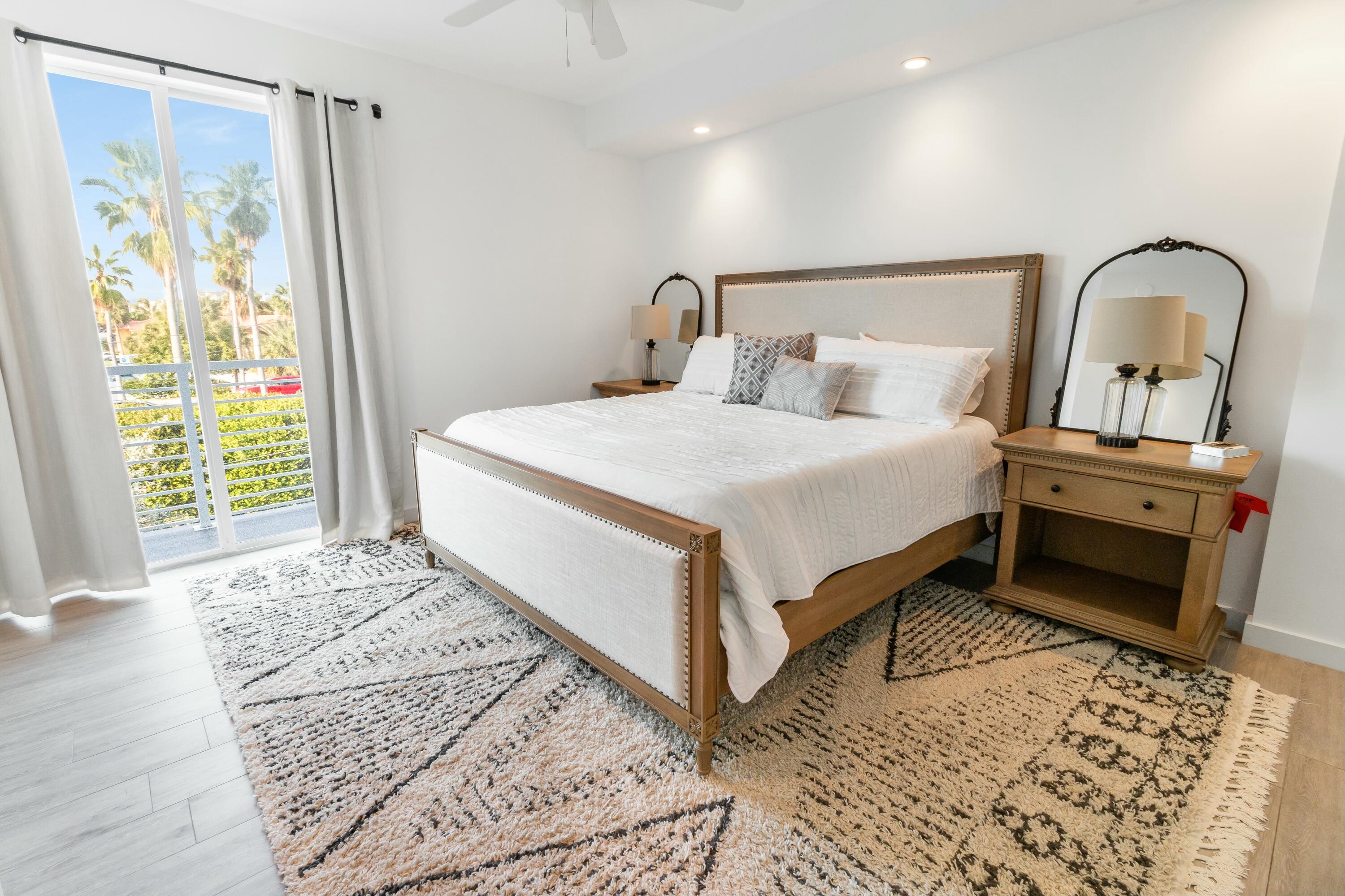 51 SE 19th Avenue 301