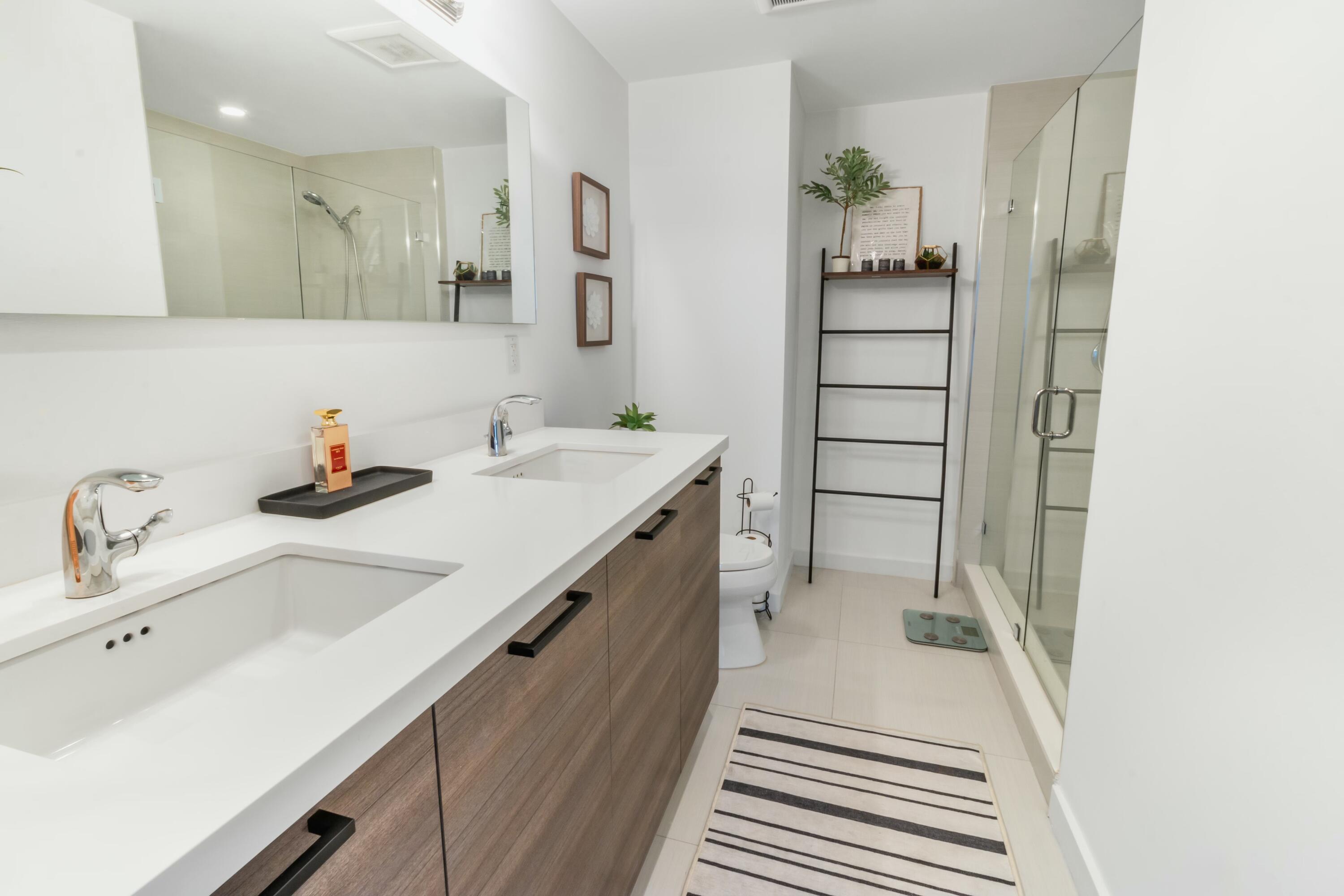 51 SE 19th Avenue 301