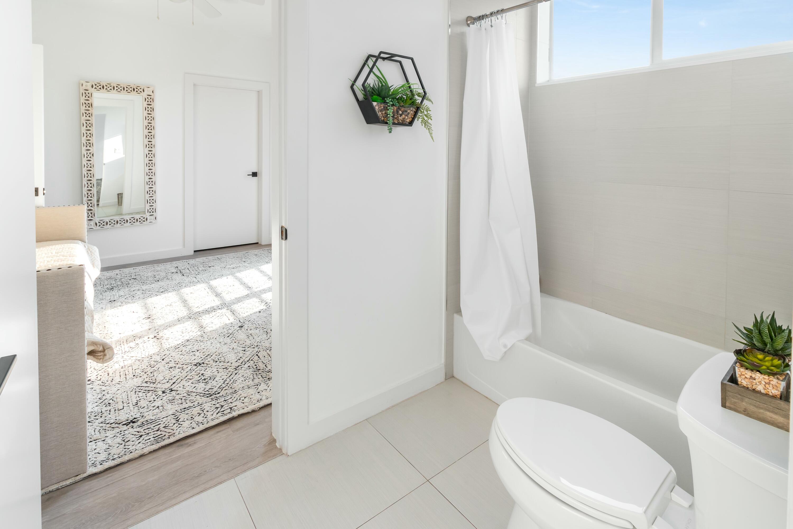 51 SE 19th Avenue 301