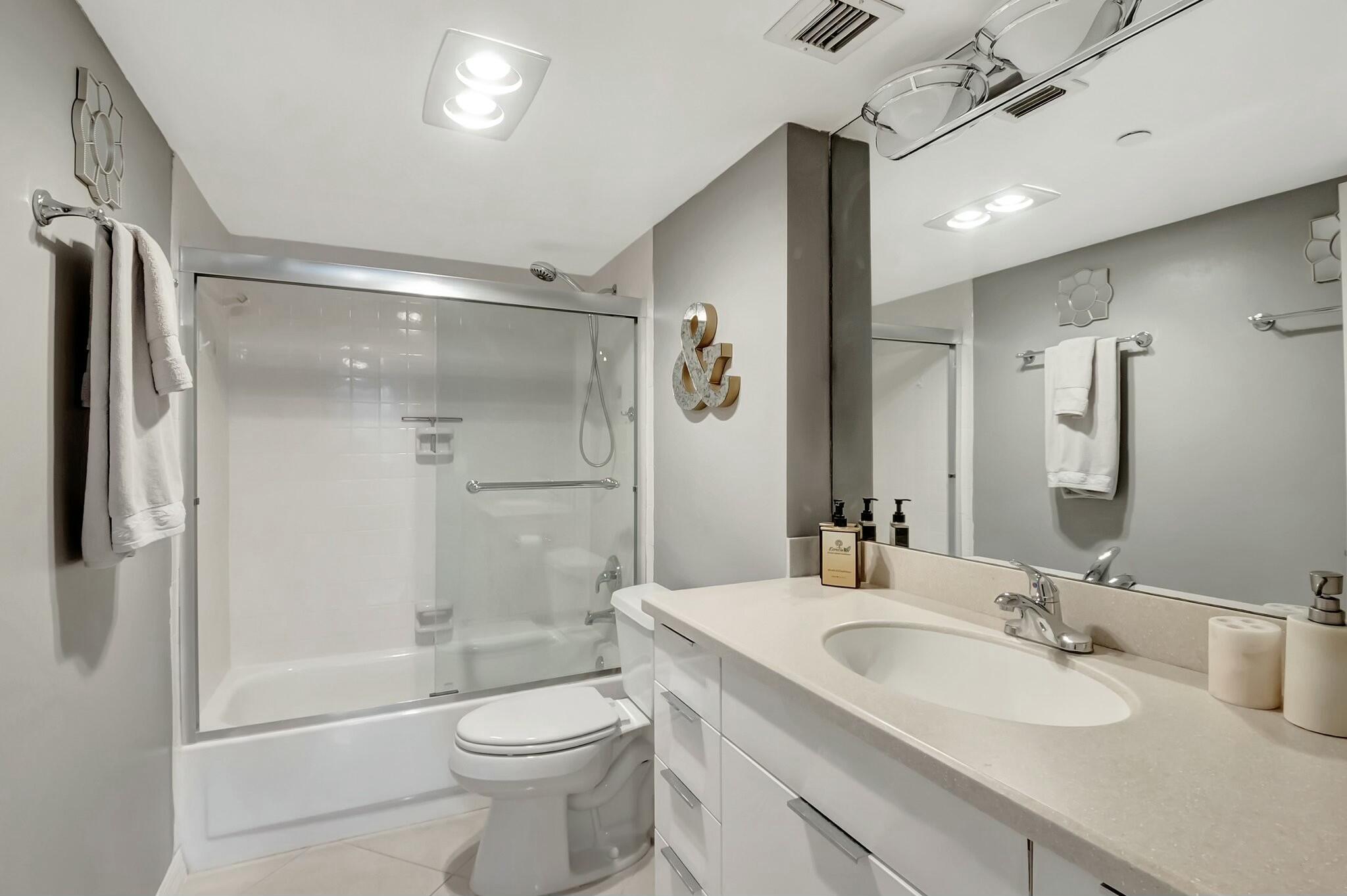 3912 S Ocean Boulevard 111