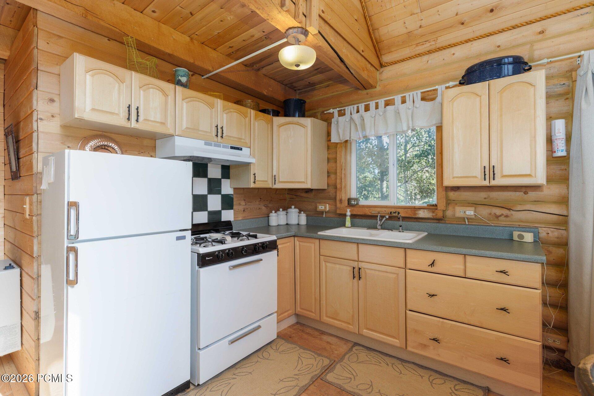 11206 E Partridge Point Drive