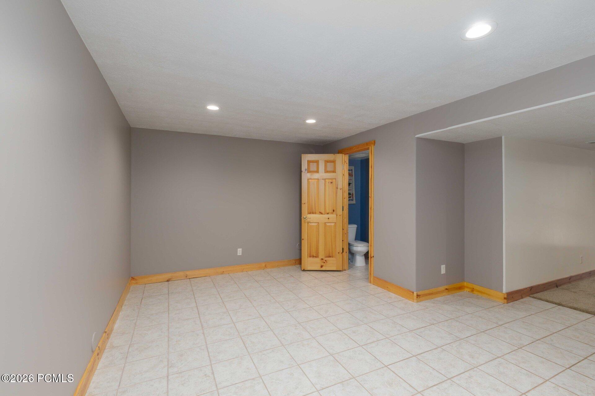 3448 Fuller Drive