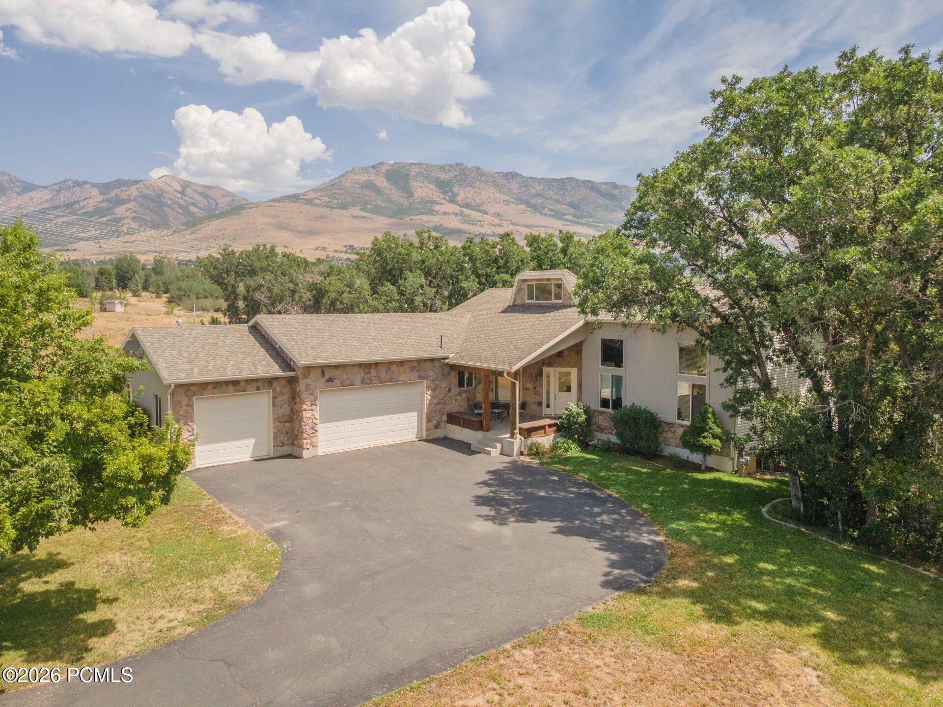 3448 Fuller Drive