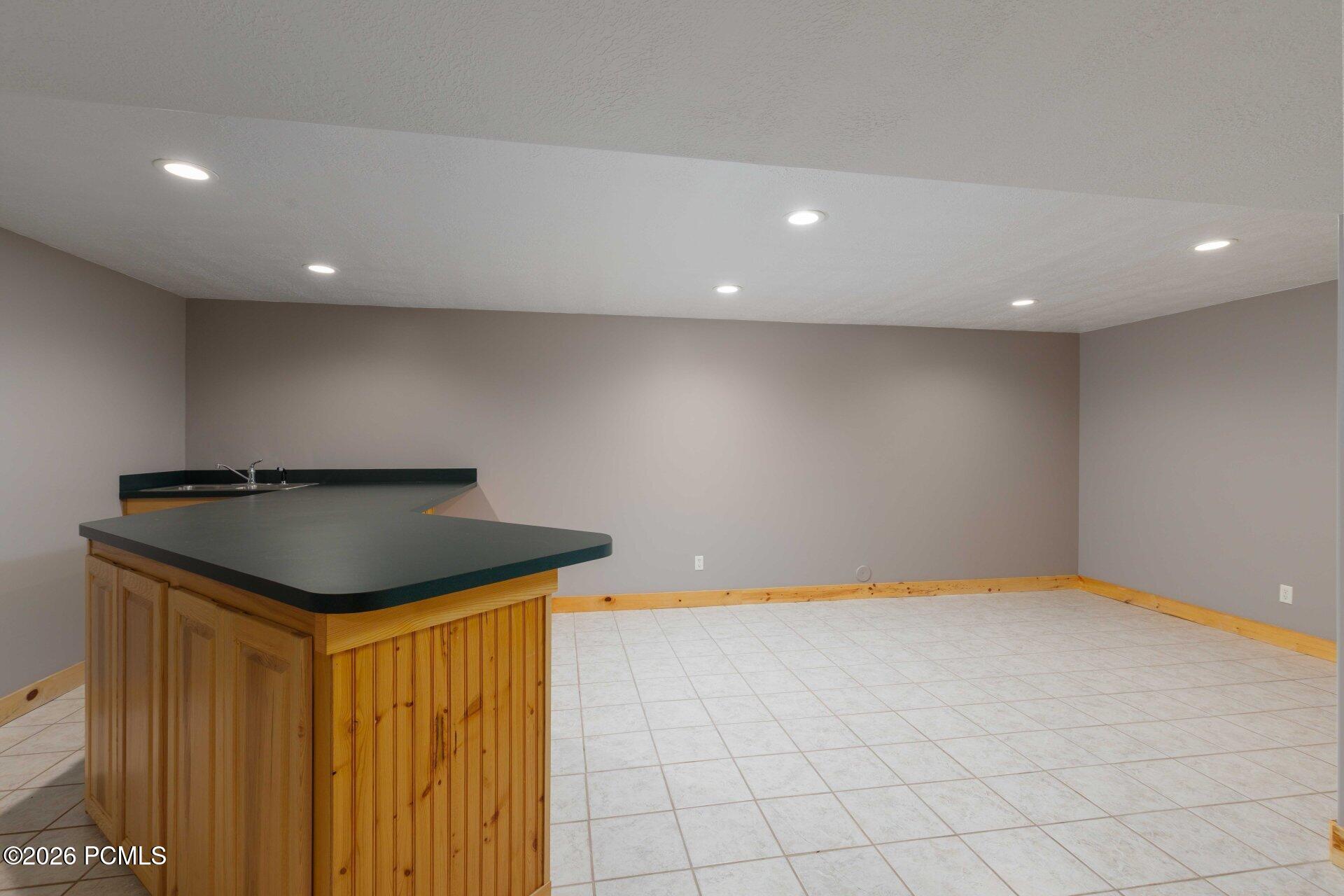 3448 Fuller Drive