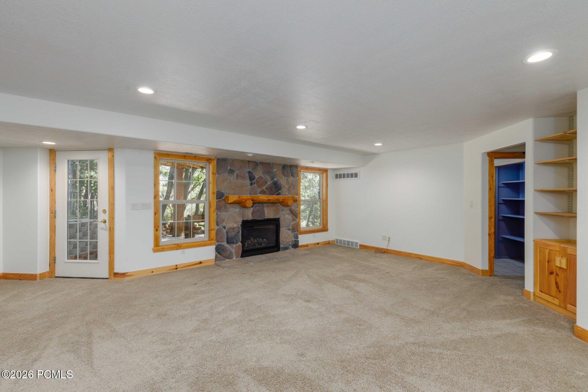 3448 Fuller Drive