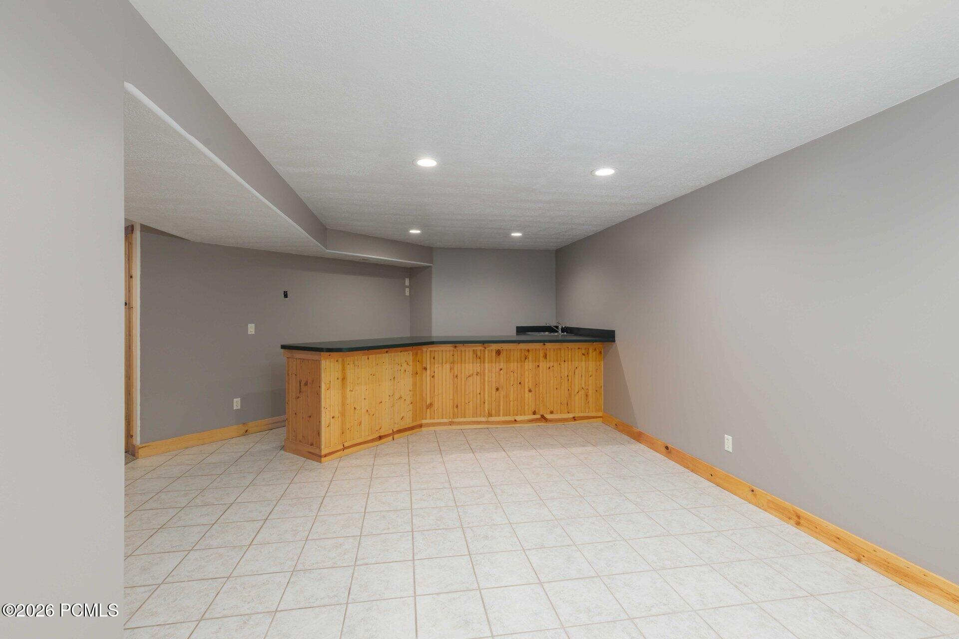 3448 Fuller Drive