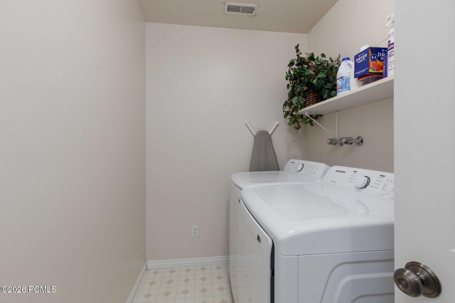 3562 N Fox Drive Unit 403