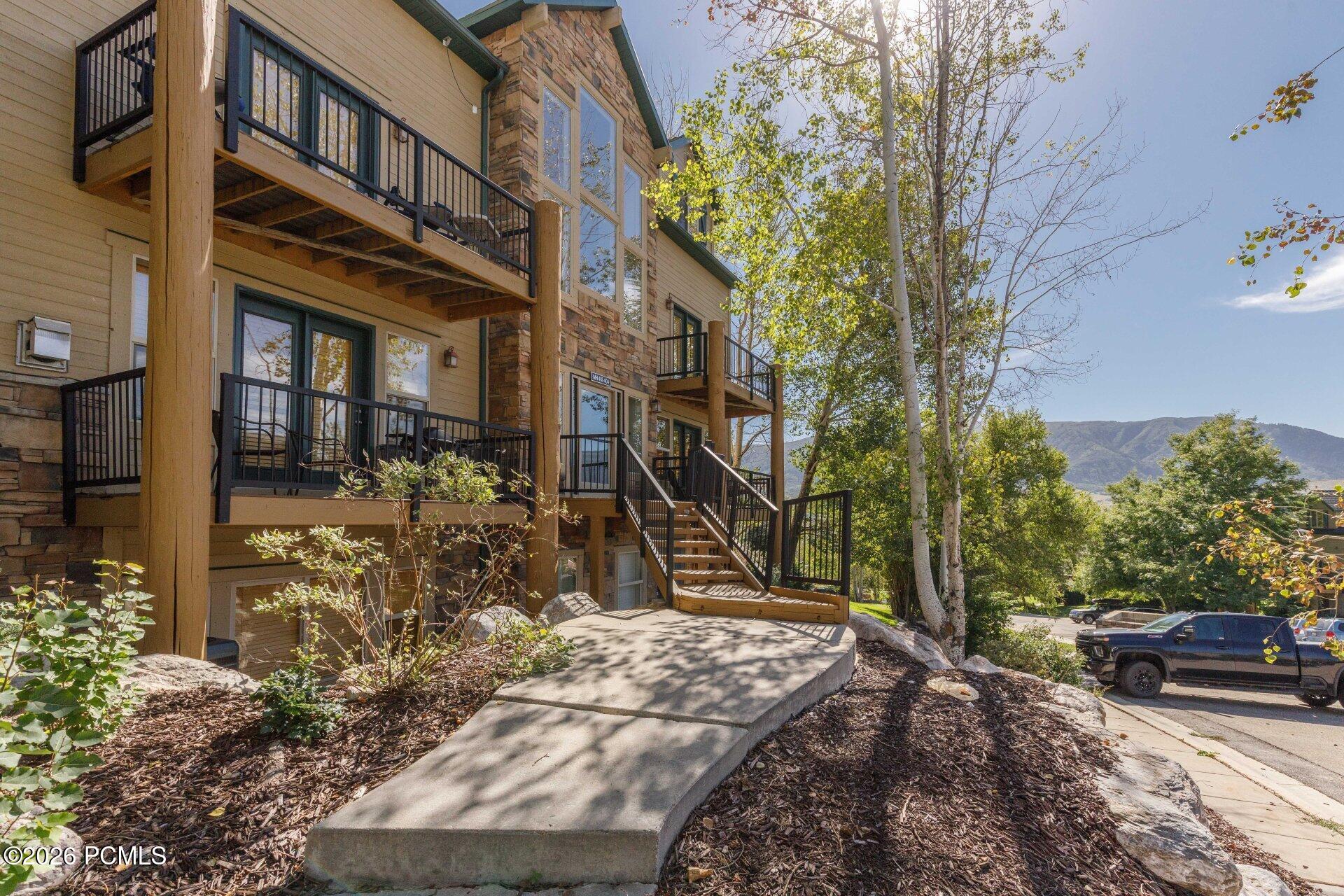 3562 N Fox Drive Unit 403