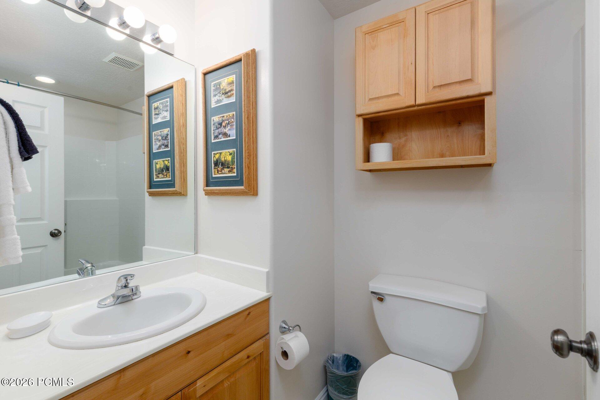 3562 N Fox Drive Unit 403