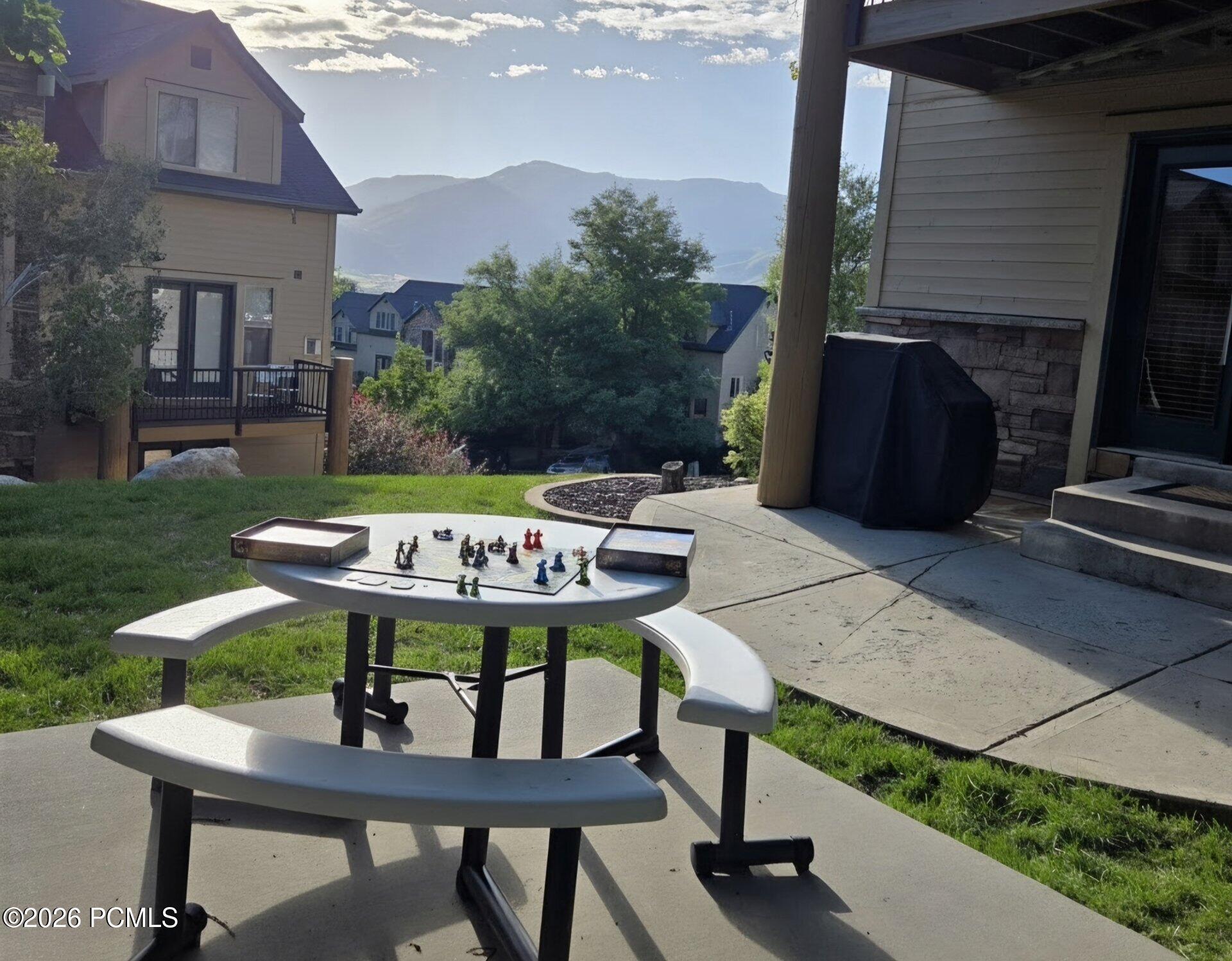 3562 N Fox Drive Unit 403