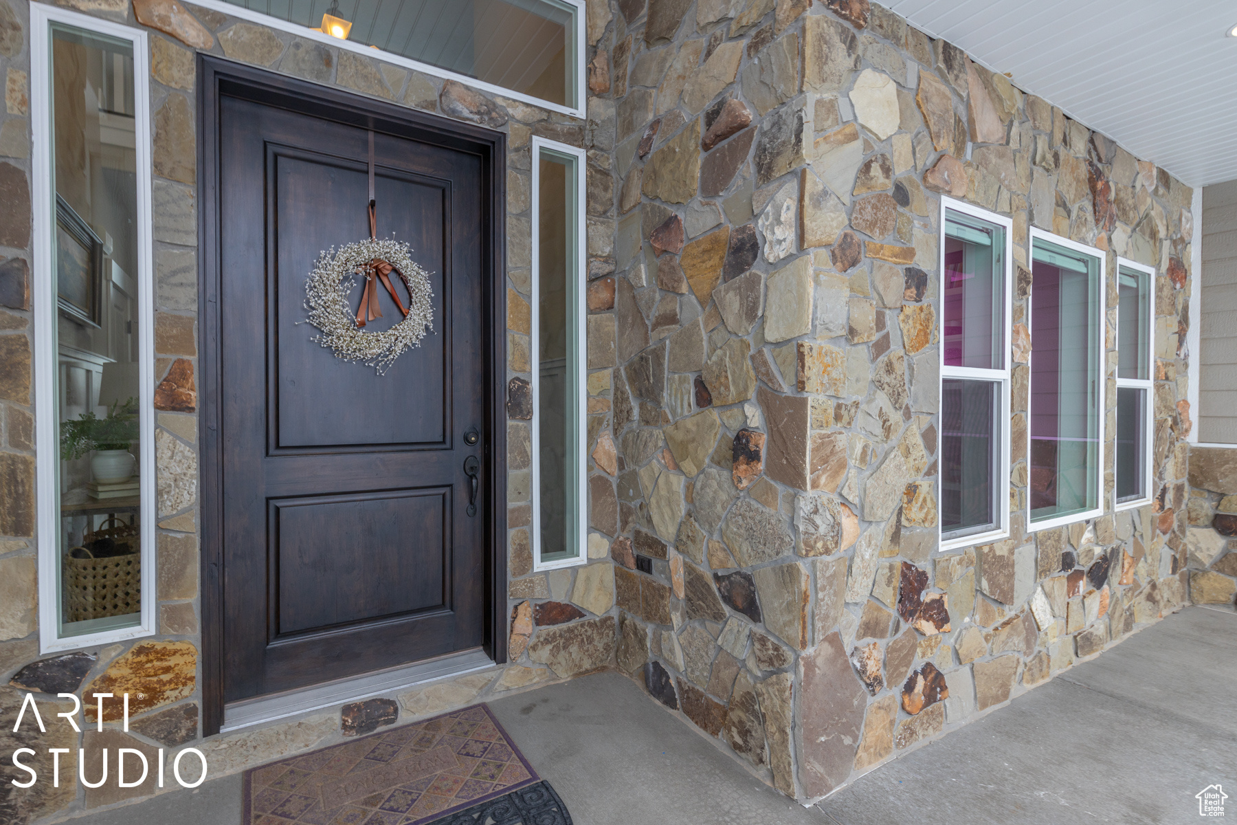 3784 N RIVERS EDGE RD