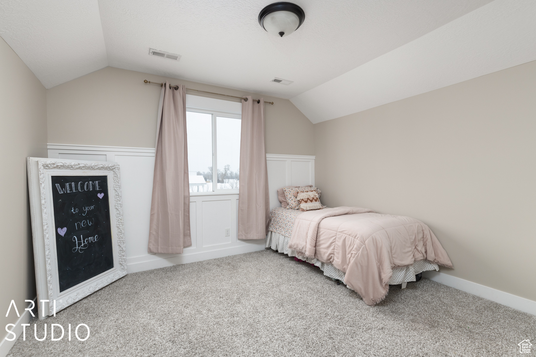 3784 N RIVERS EDGE RD