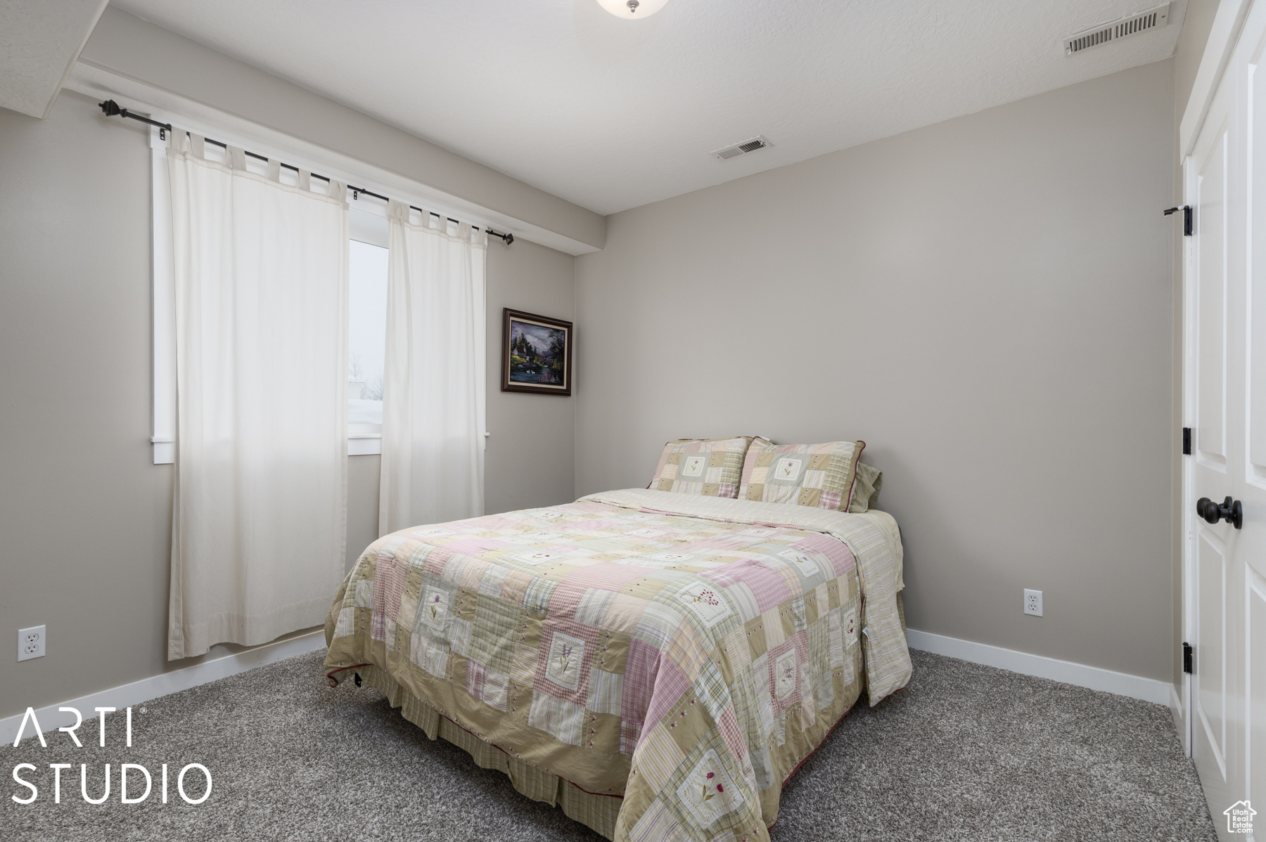 3784 N RIVERS EDGE RD