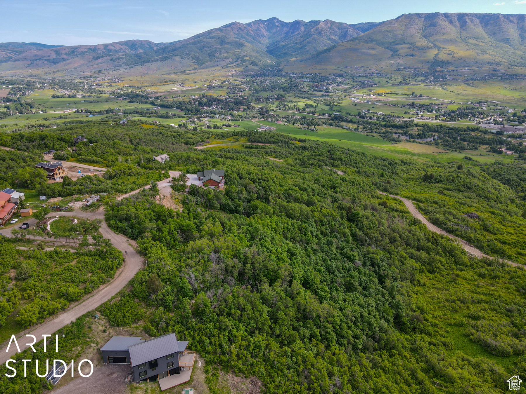 2248 N PANORAMA CIR