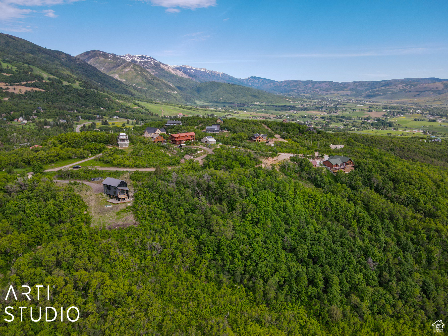 2248 N PANORAMA CIR