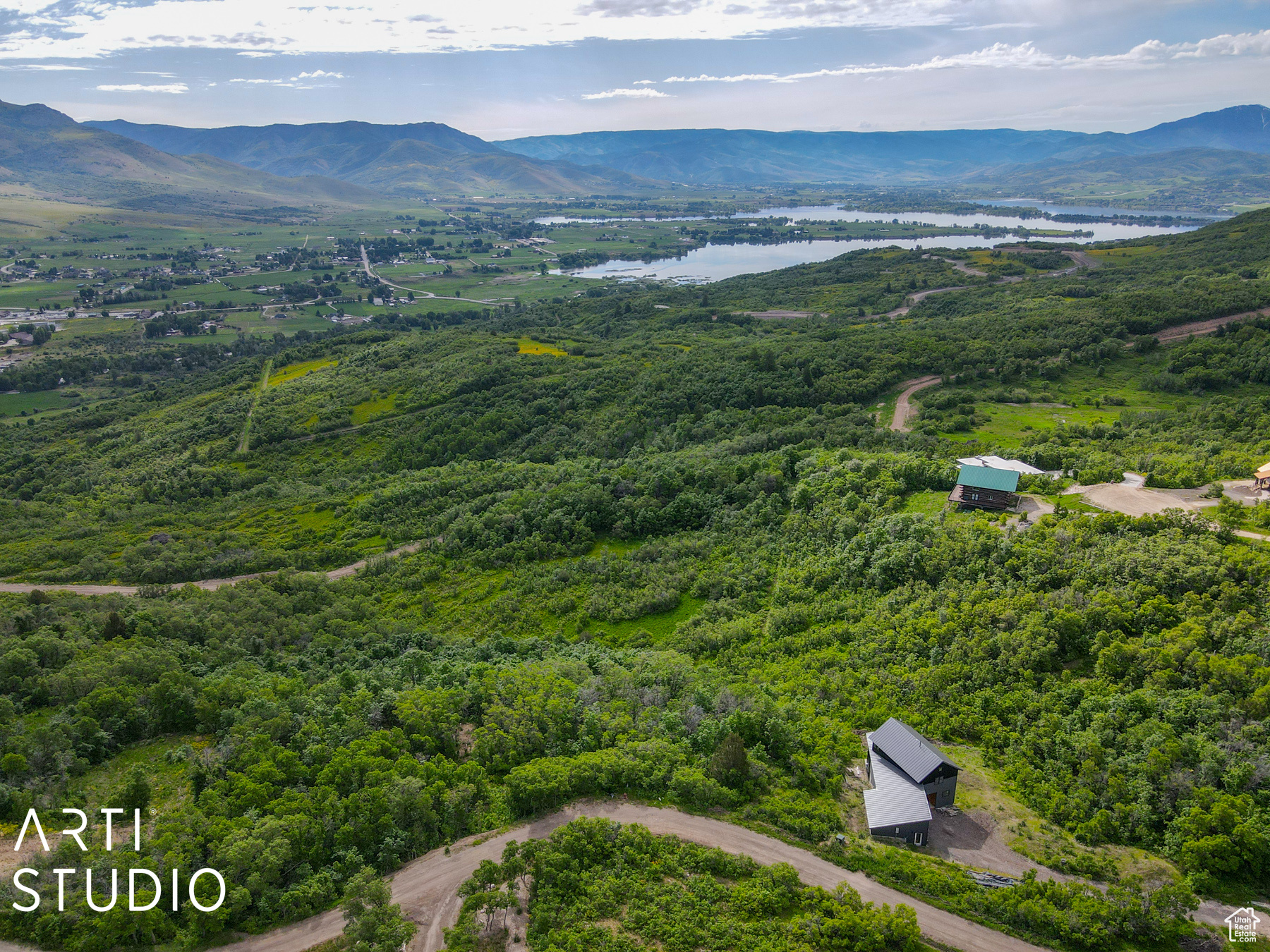 2248 N PANORAMA CIR