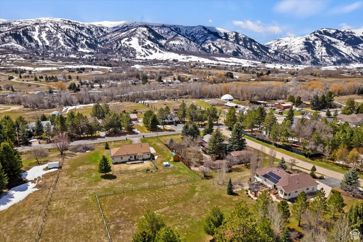 4417 E EDEN HILLS DR