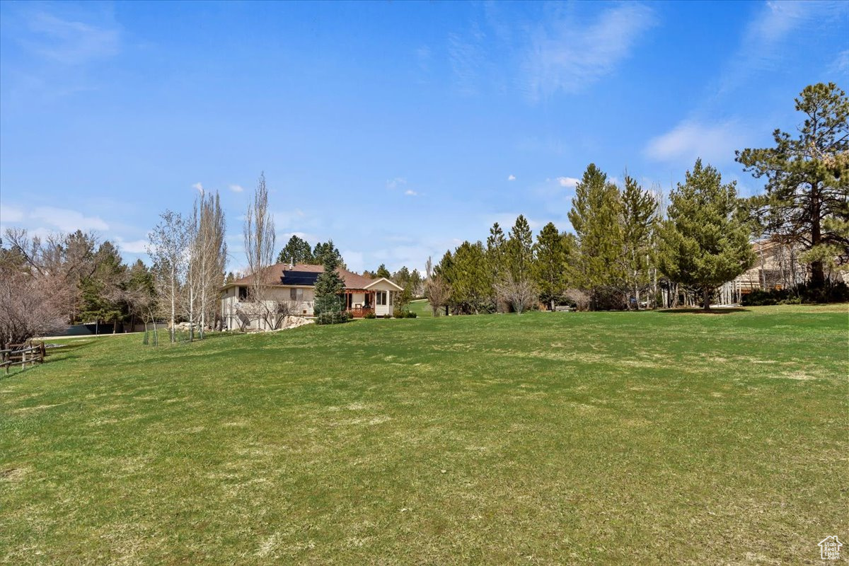 4417 E EDEN HILLS DR