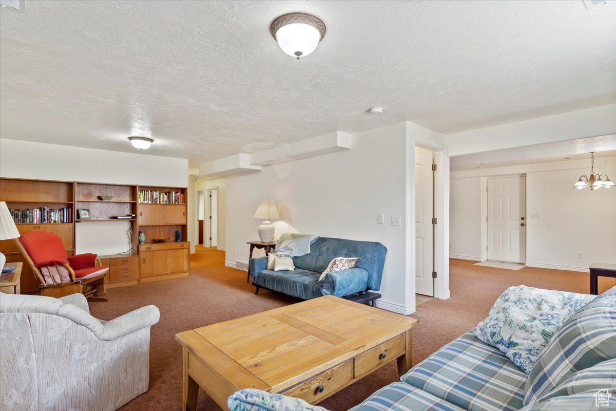 4417 E EDEN HILLS DR