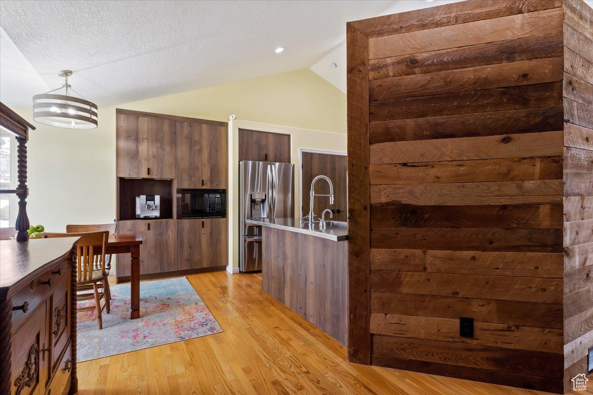 5108 N WOLF RIDGE CIR