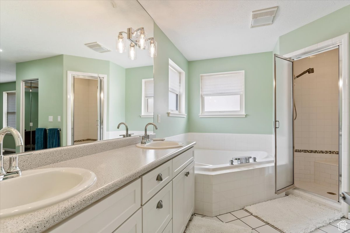 5108 N WOLF RIDGE CIR