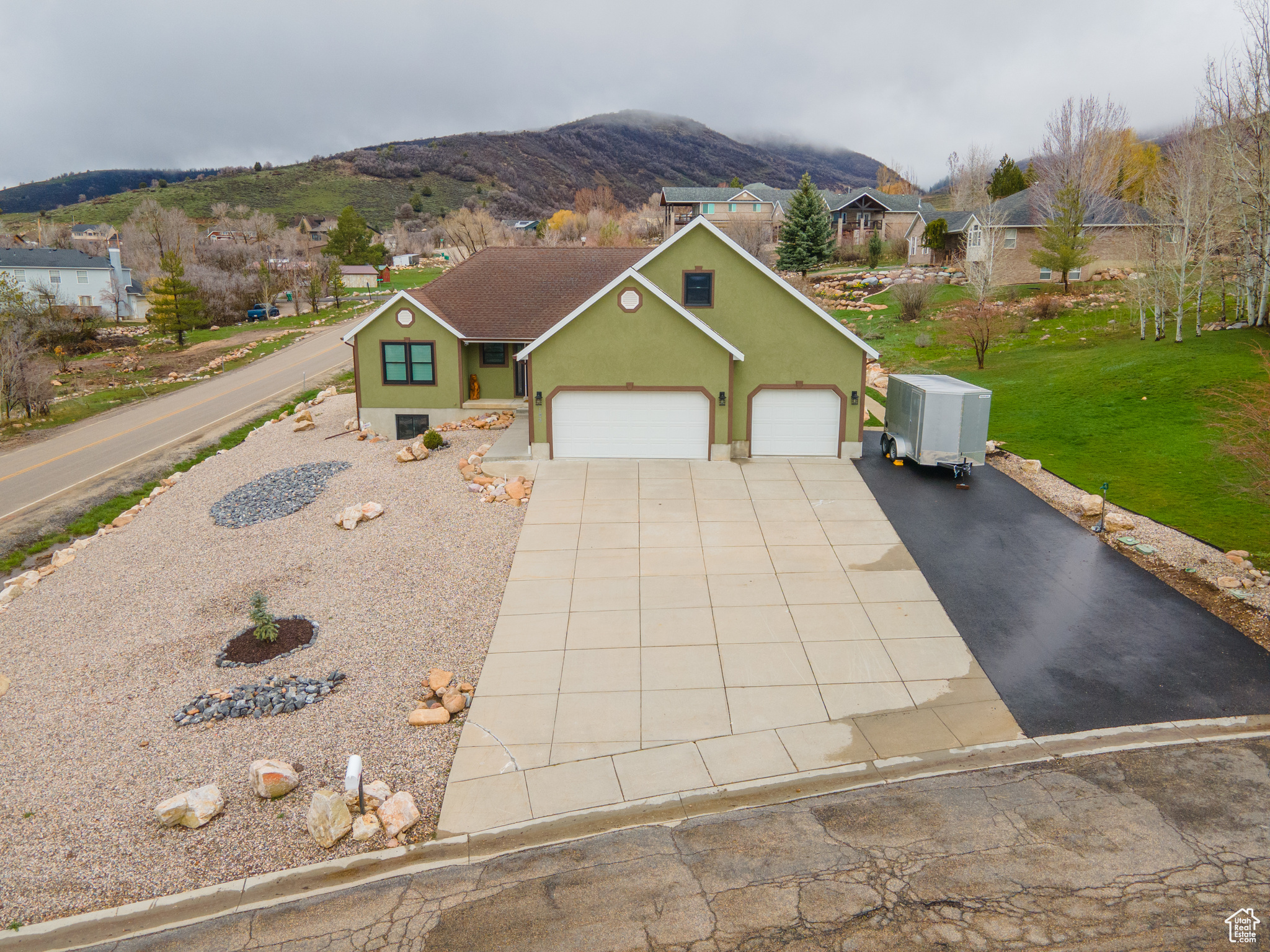 5108 N WOLF RIDGE CIR