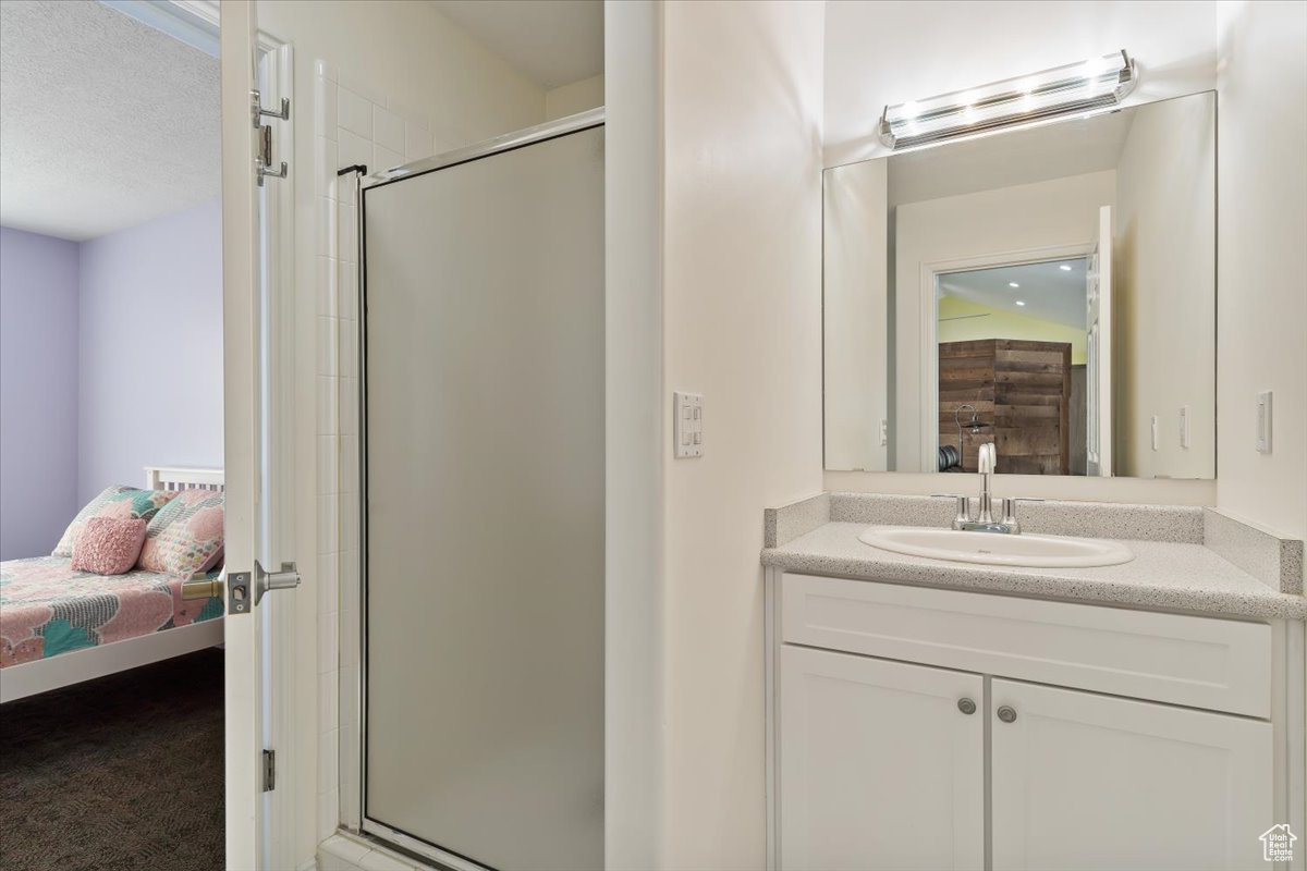 5108 N WOLF RIDGE CIR