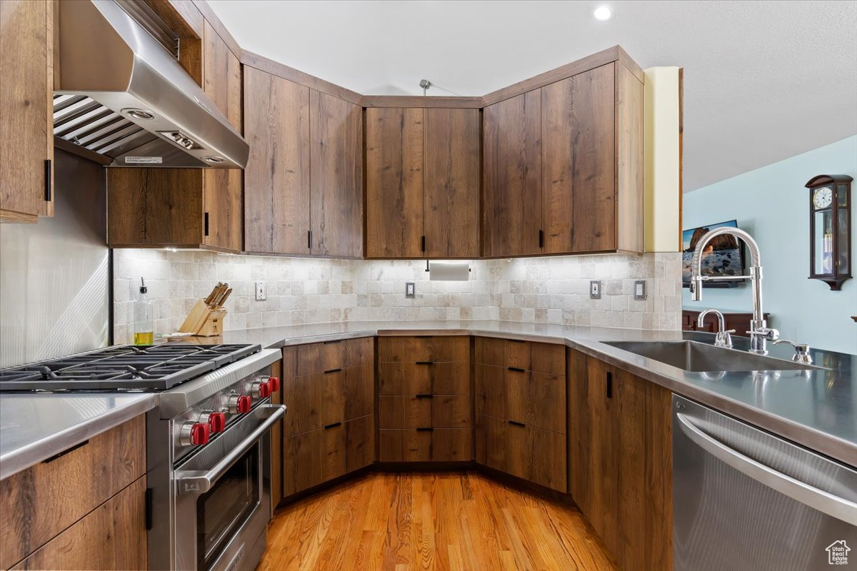 5108 N WOLF RIDGE CIR