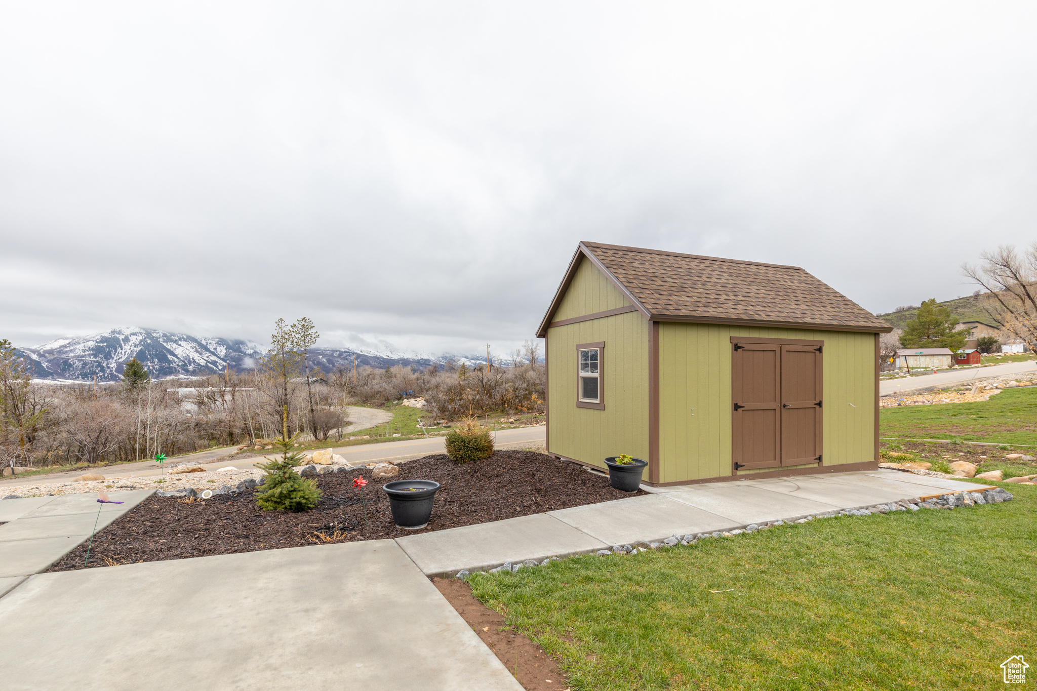 5108 N WOLF RIDGE CIR